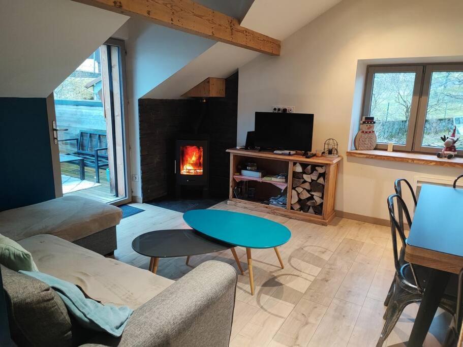Chez Alixe - Appartement Avec Terrasse Gerardmer Exterior photo